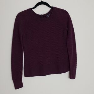 American Eagle plum knit top with zipper